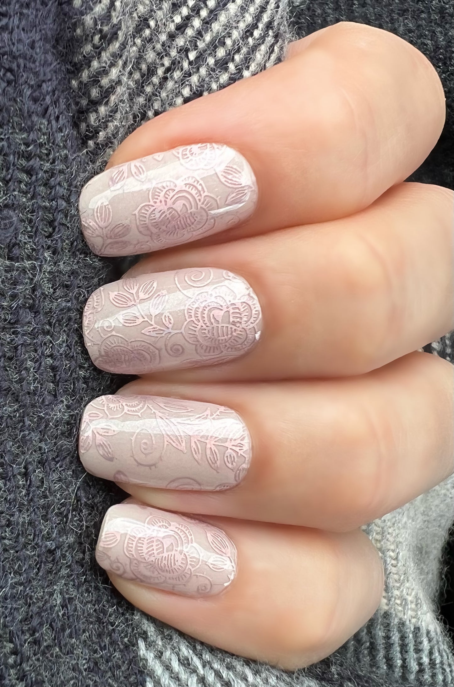 HOLO ROSE
